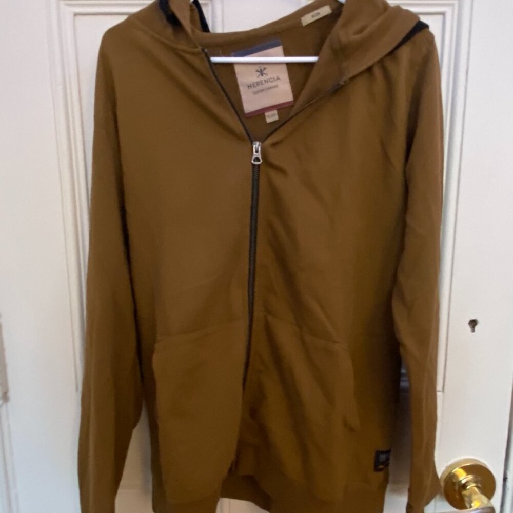 Herencia Olive Green Full-Zip Hoodie – Jacket with Front Pockets & Hood